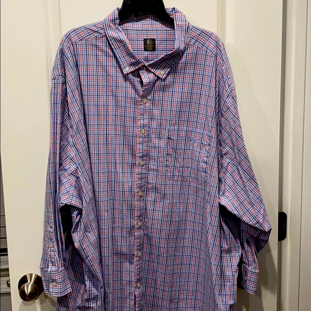 Gold Series brand button up shirt